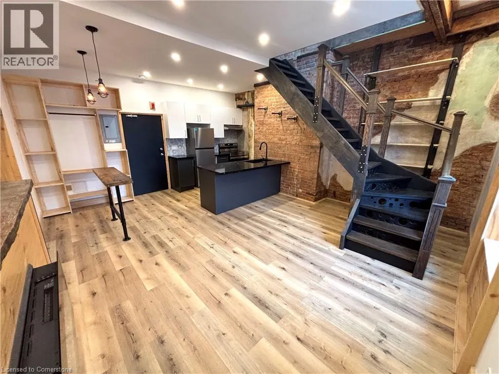 7 FOUNDRY Street Unit# 15, #15