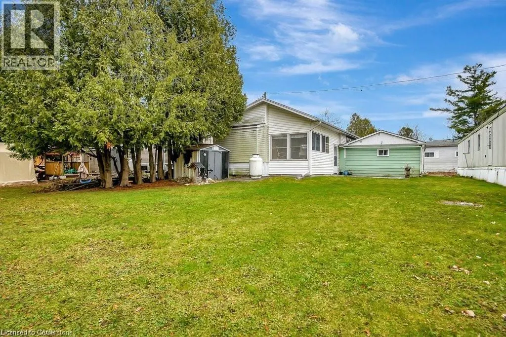 12 MACPHERSON Crescent