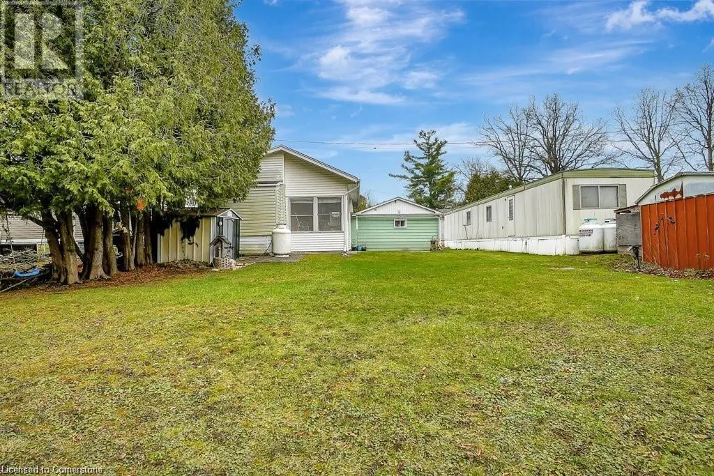 12 MACPHERSON Crescent