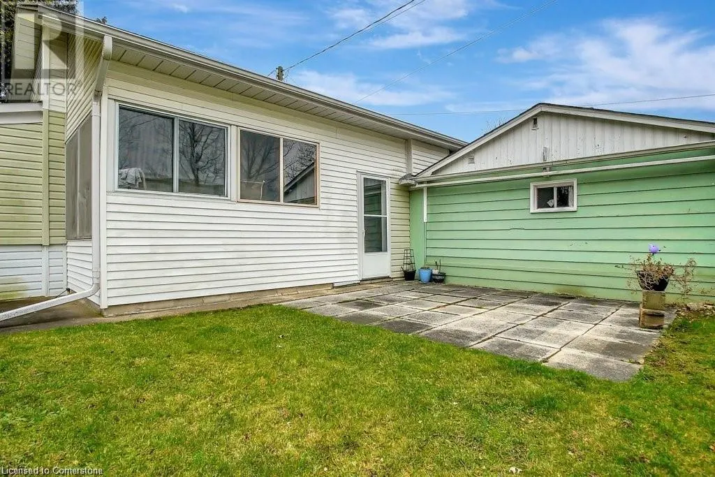 12 MACPHERSON Crescent