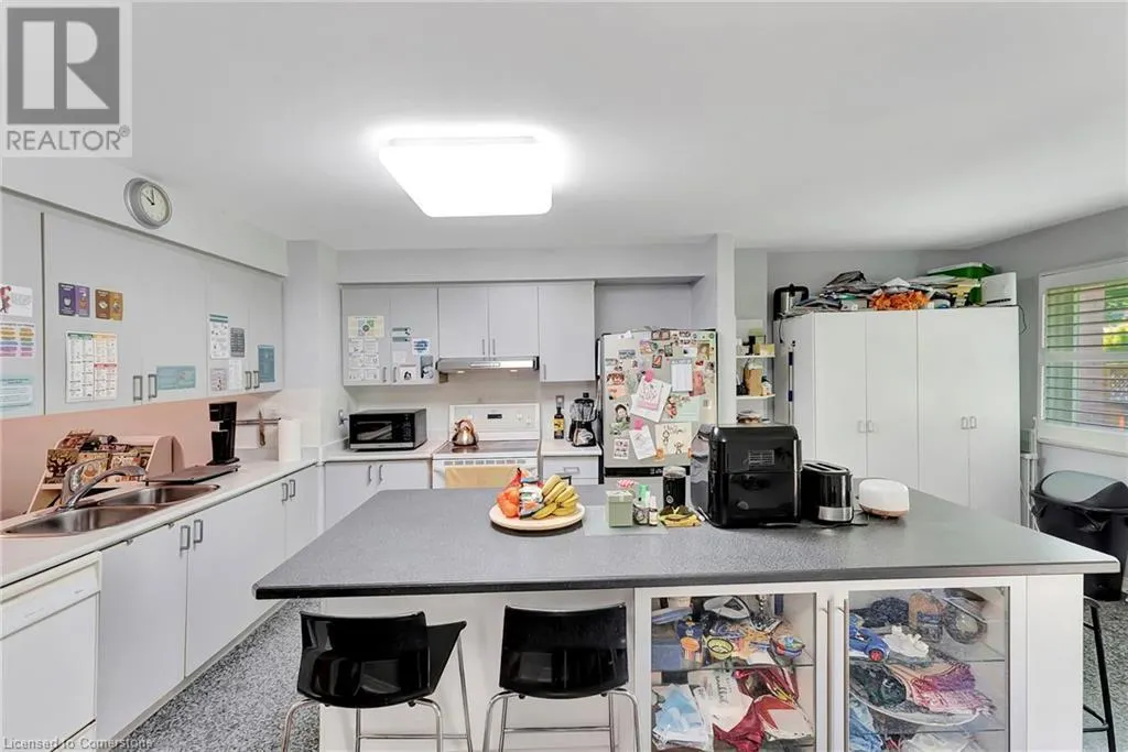 26 MOSS Boulevard Unit# 34, #34