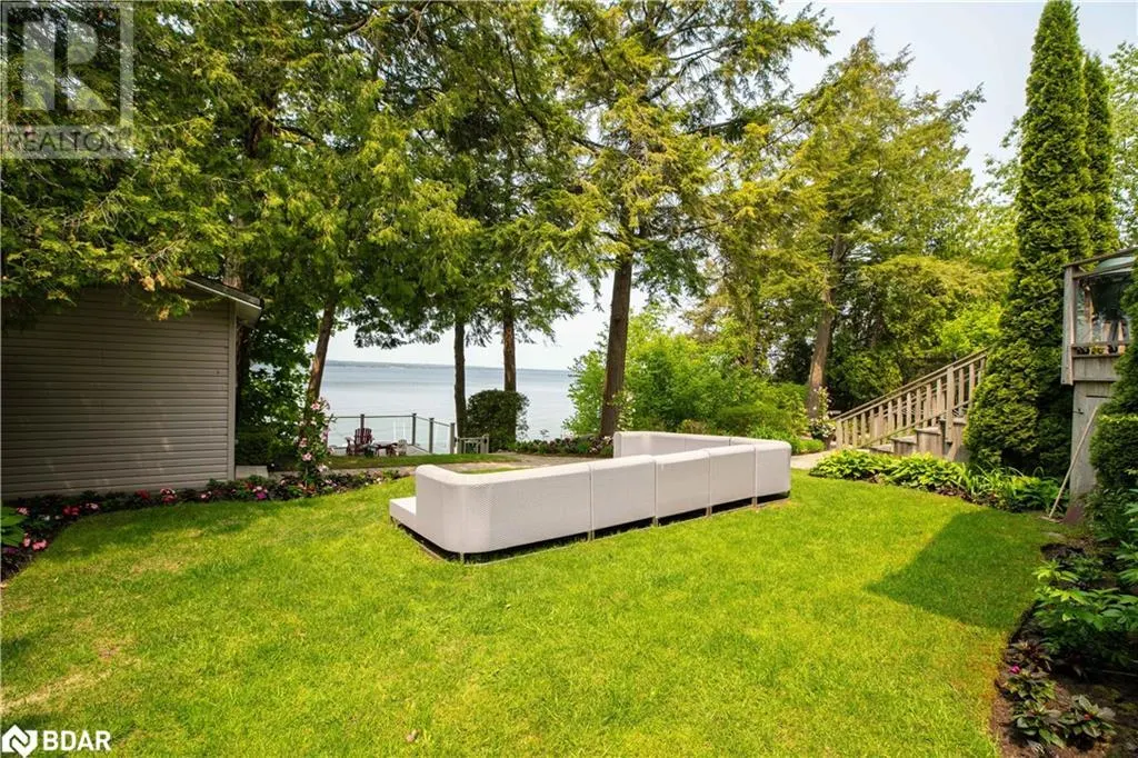 292 TRILLIUM Place