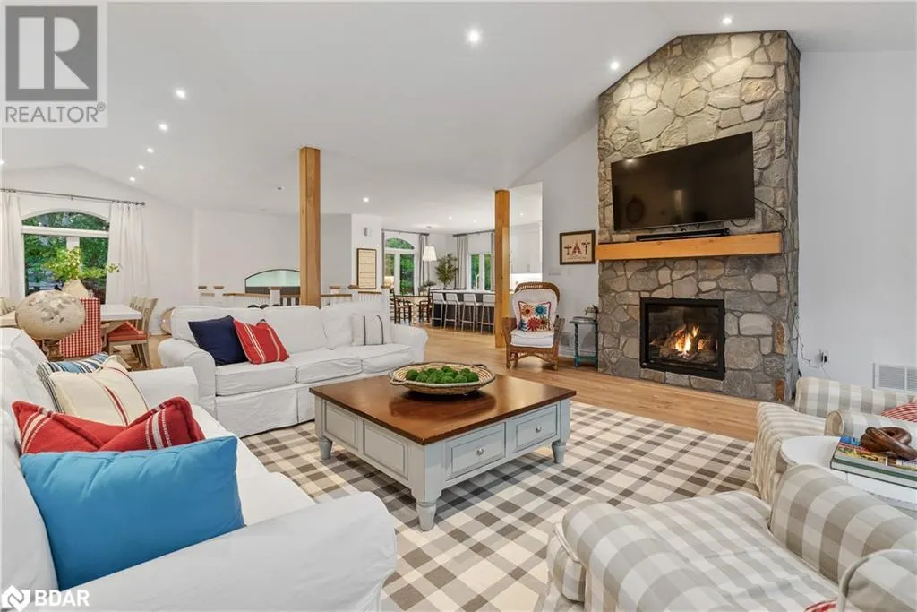 292 TRILLIUM Place