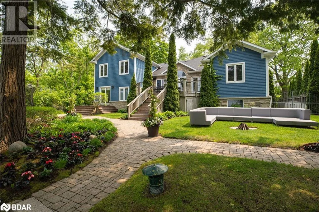 292 TRILLIUM Place