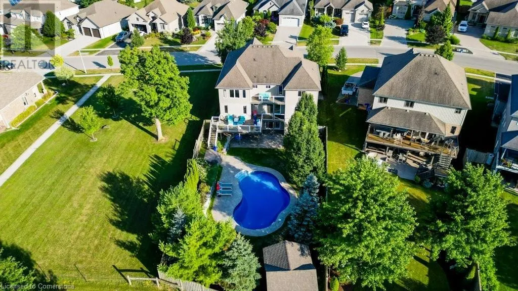 215 HOSTETLER Road