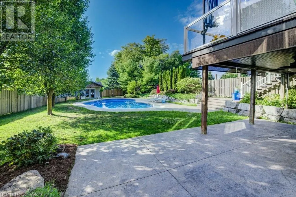 215 HOSTETLER Road