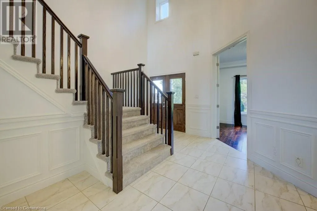 215 HOSTETLER Road