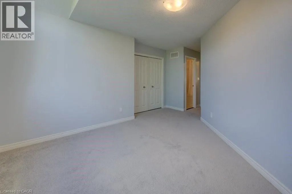 215 HOSTETLER Road