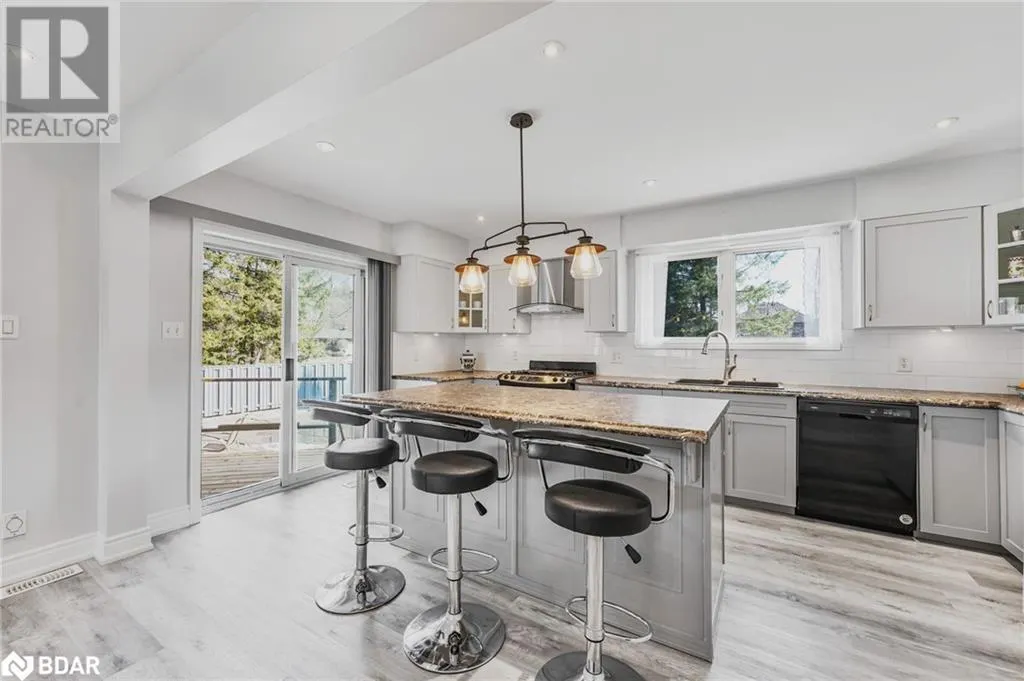 25 LAMERS Crescent