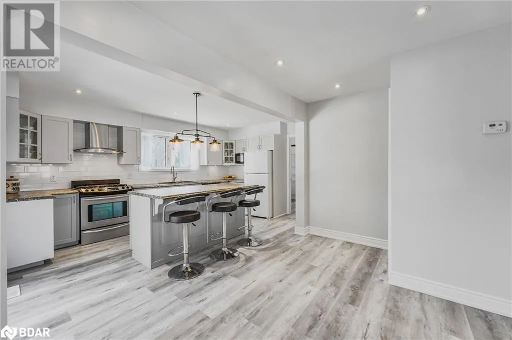 25 LAMERS Crescent