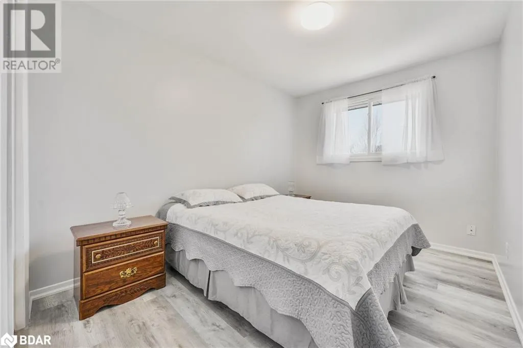 25 LAMERS Crescent