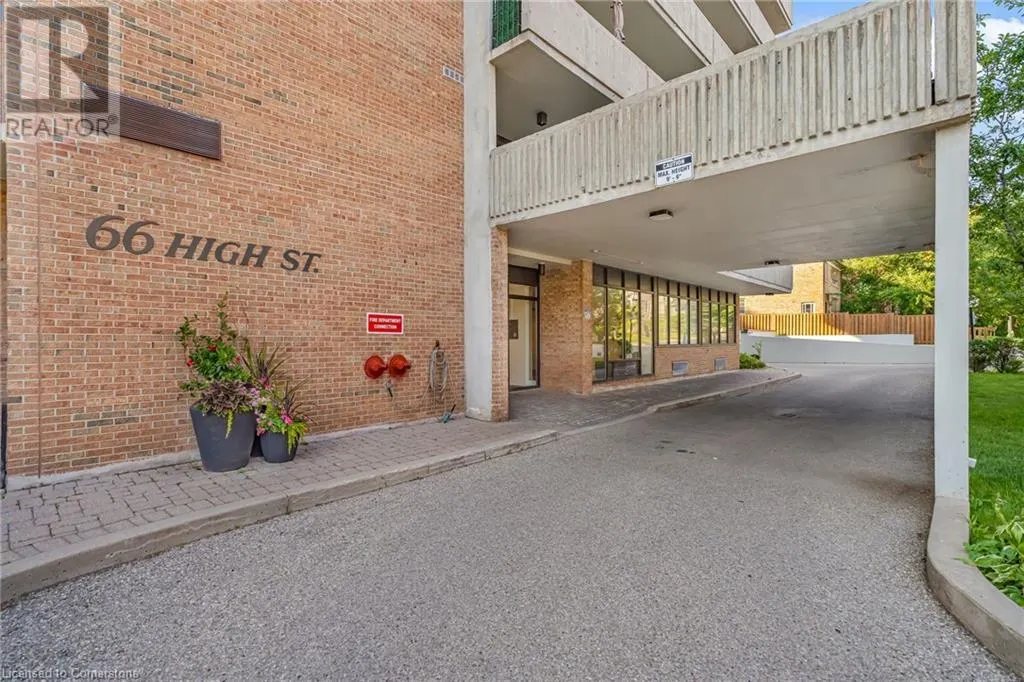 66 HIGH Street E Unit# 904, #904