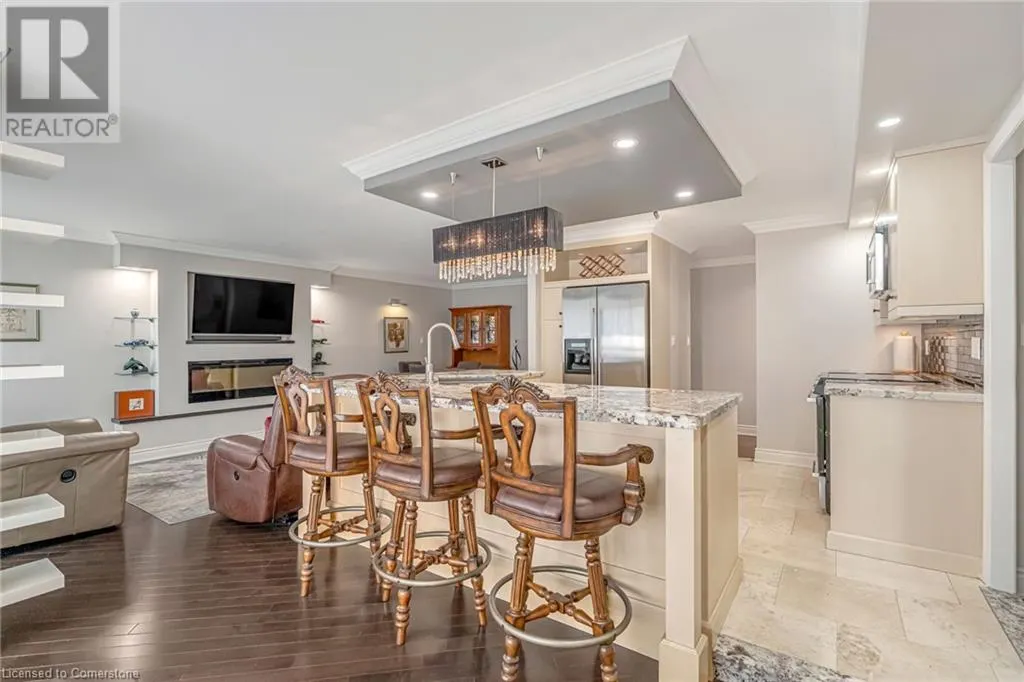 66 HIGH Street E Unit# 904, #904