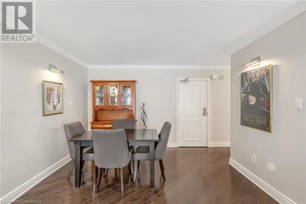 66 HIGH Street E Unit# 904, #904