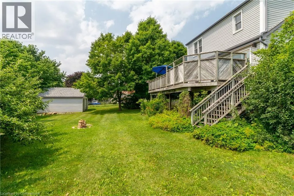 585 SNYDERS Road E