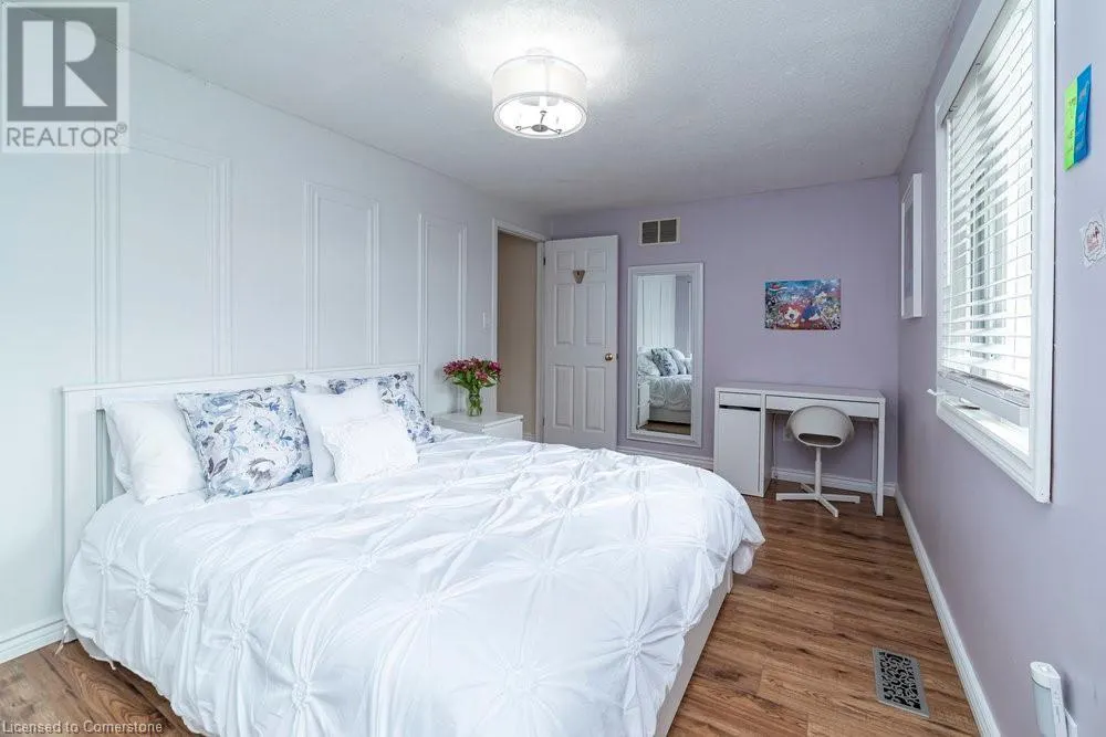 9 BING Crescent