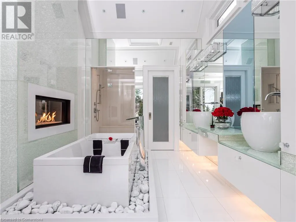 15 CHARTWELL Road