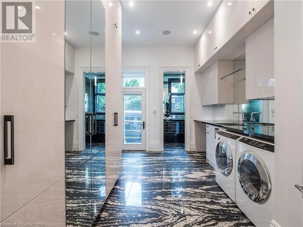 15 CHARTWELL Road