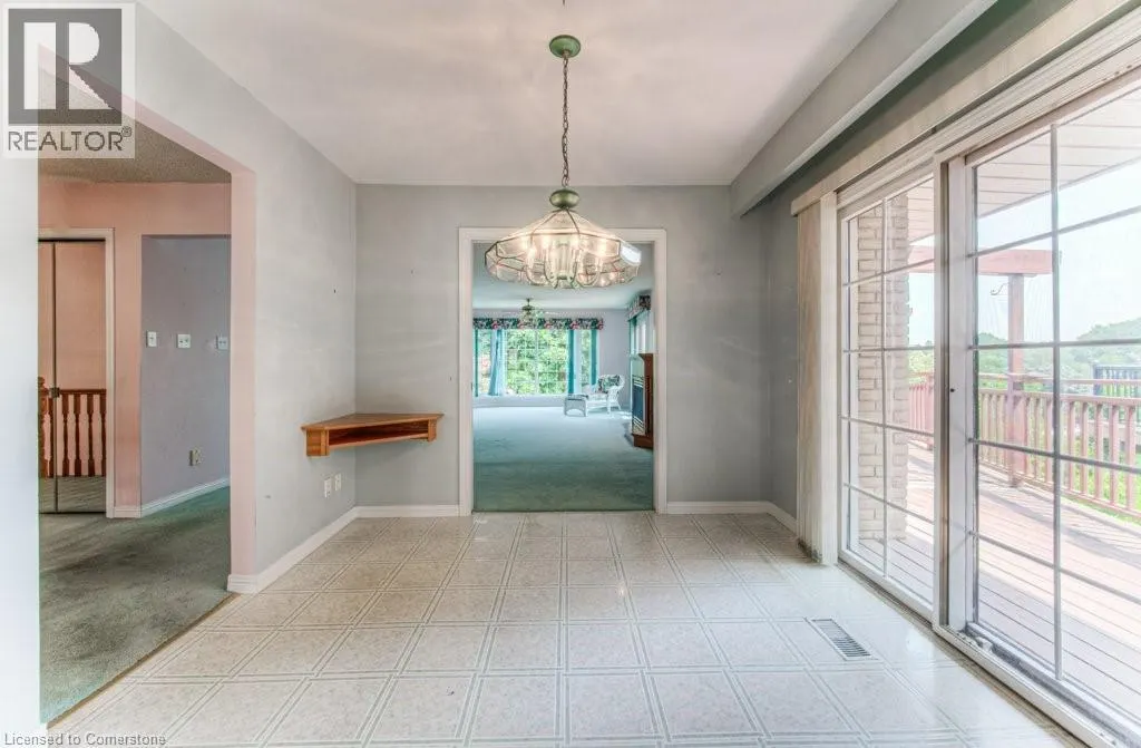 38 CHARNWOOD Court