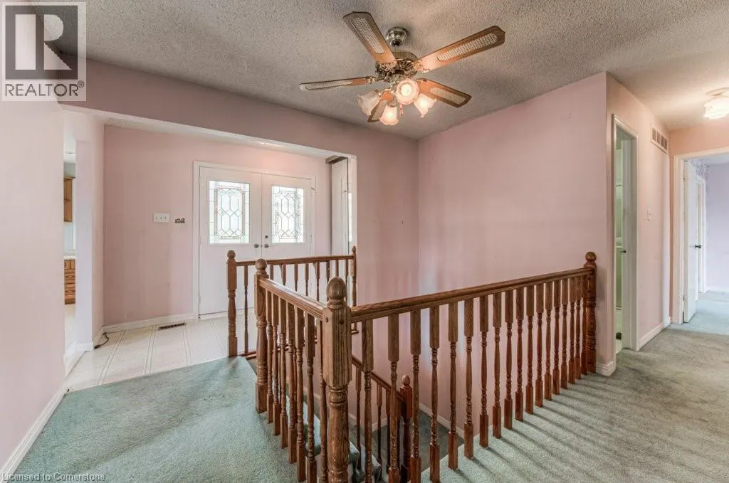 38 CHARNWOOD Court