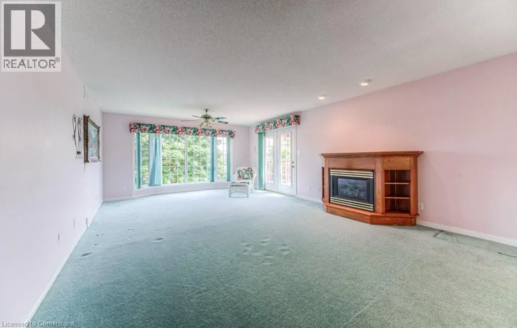 38 CHARNWOOD Court