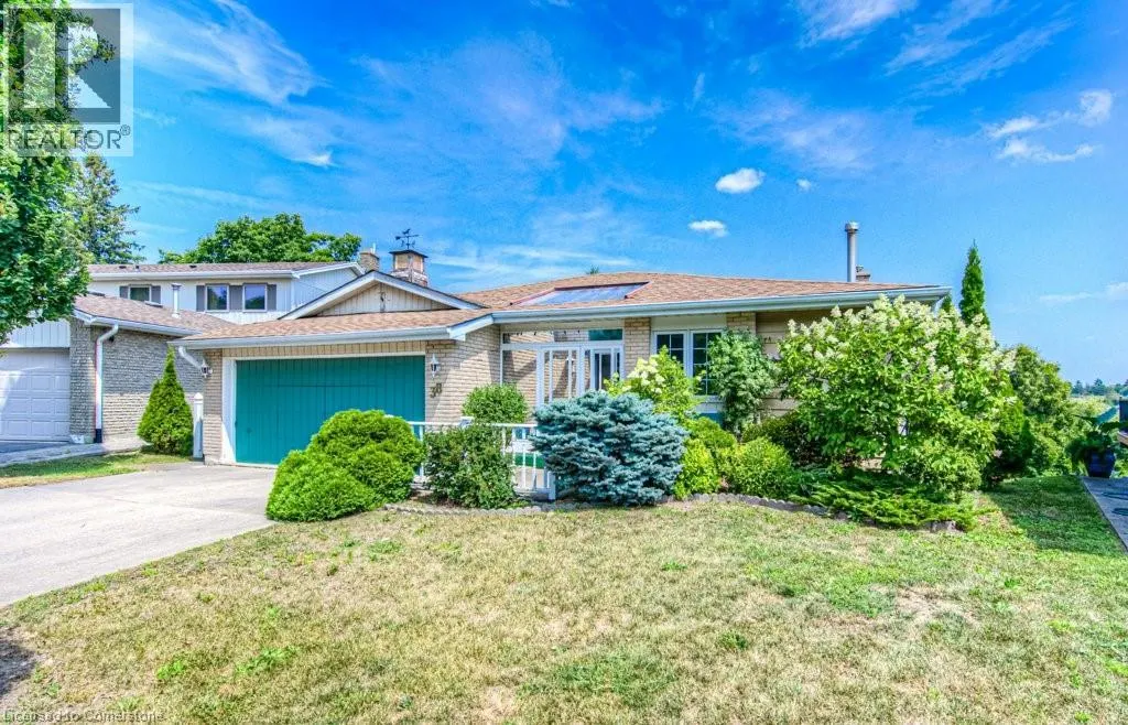 38 CHARNWOOD Court