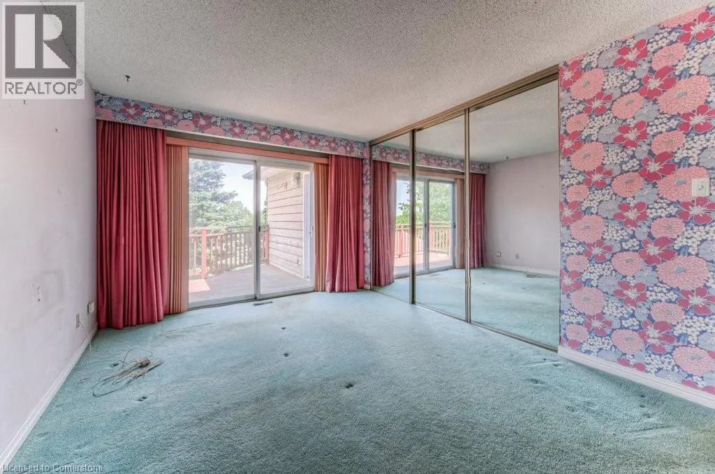 38 CHARNWOOD Court