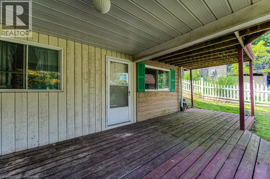 38 CHARNWOOD Court