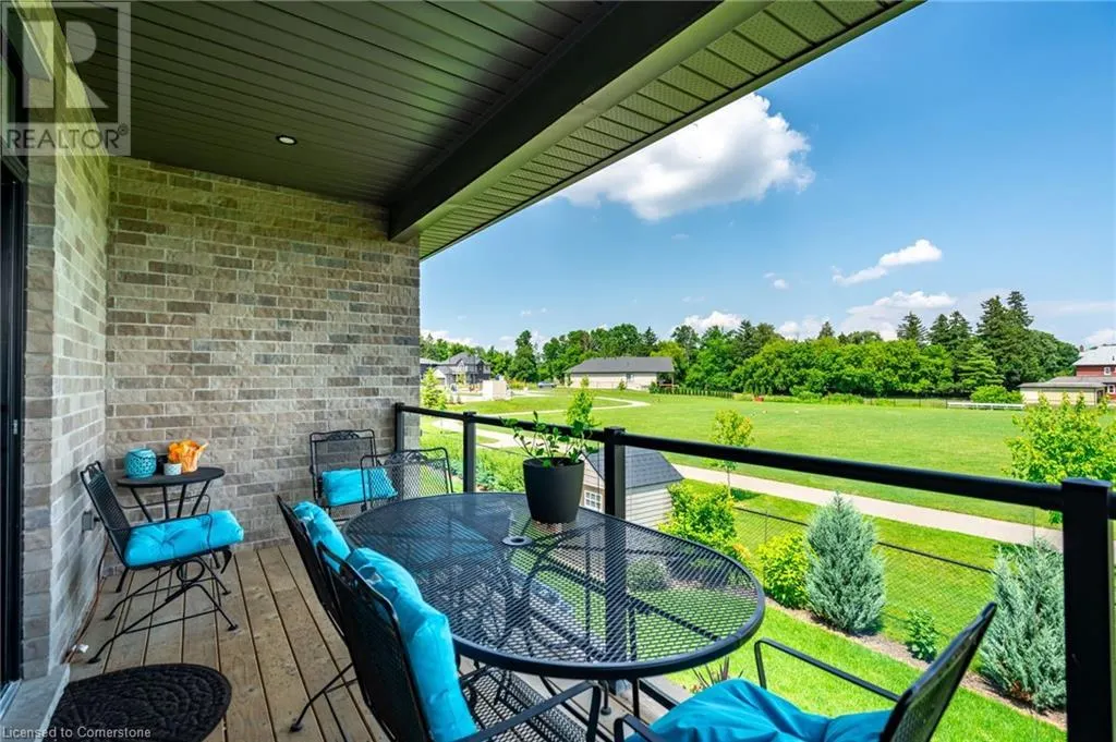 16 WHITING Drive
