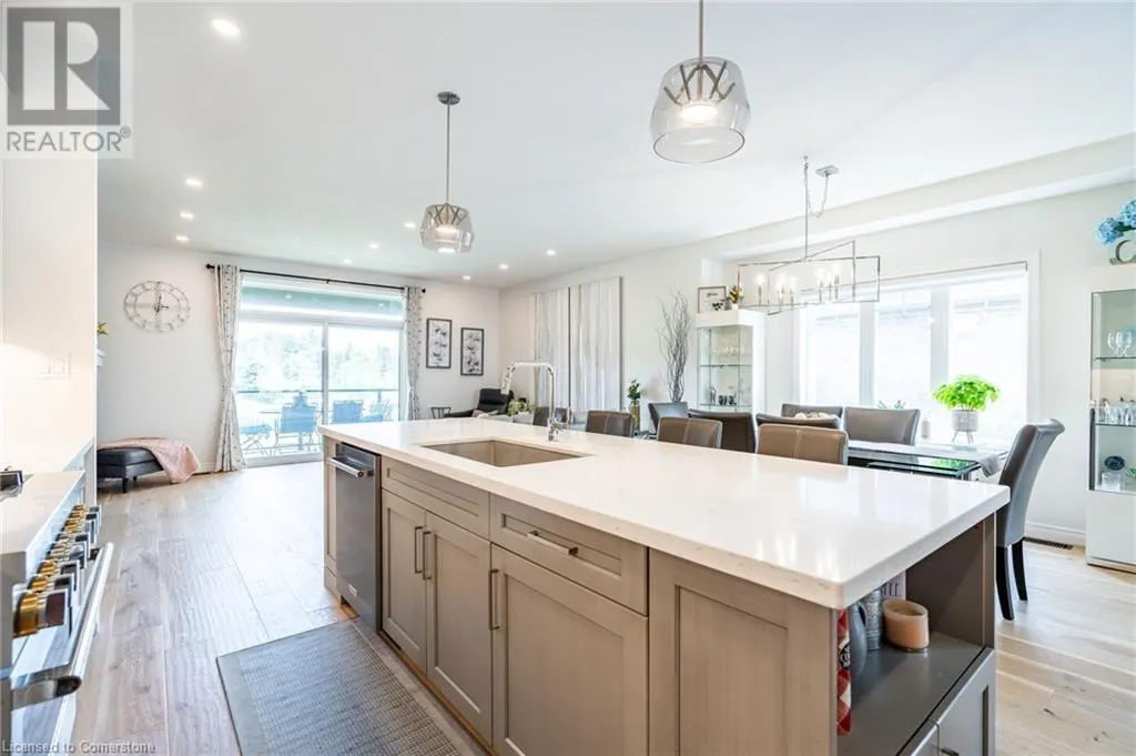 16 WHITING Drive