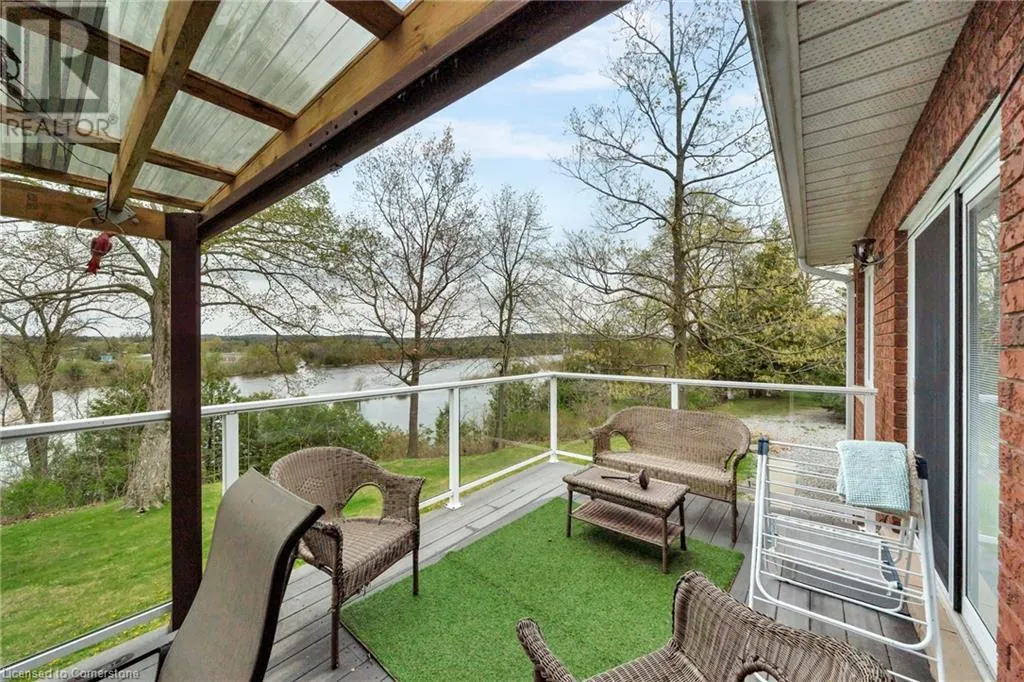 127 RIVER Drive