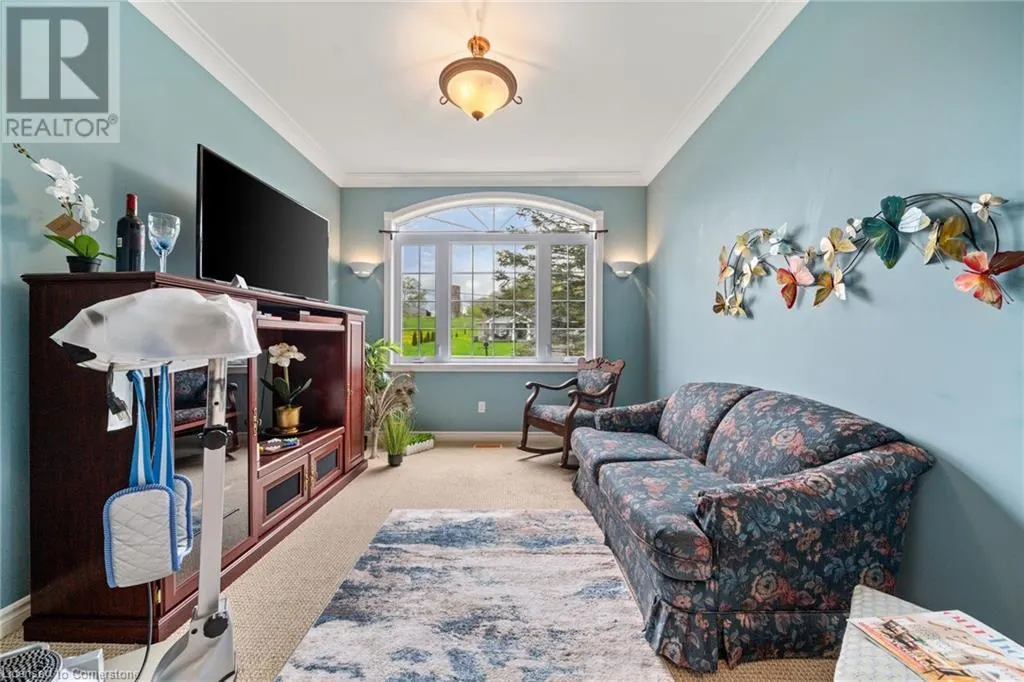 127 RIVER Drive