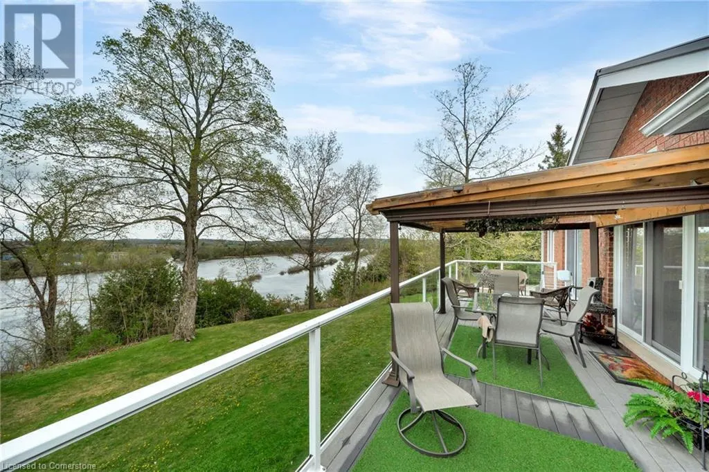 127 RIVER Drive