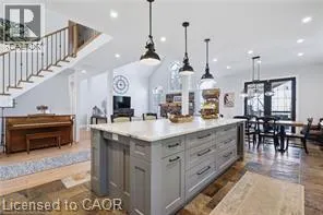203 EAST RIVER Road