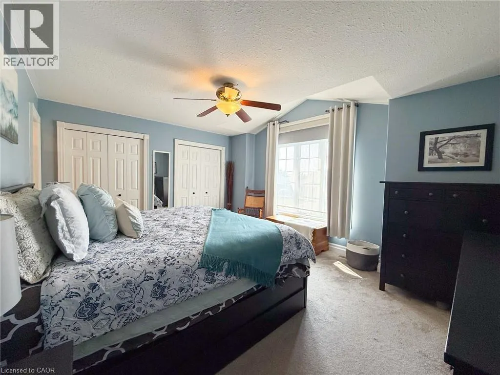 19 COULAS Crescent