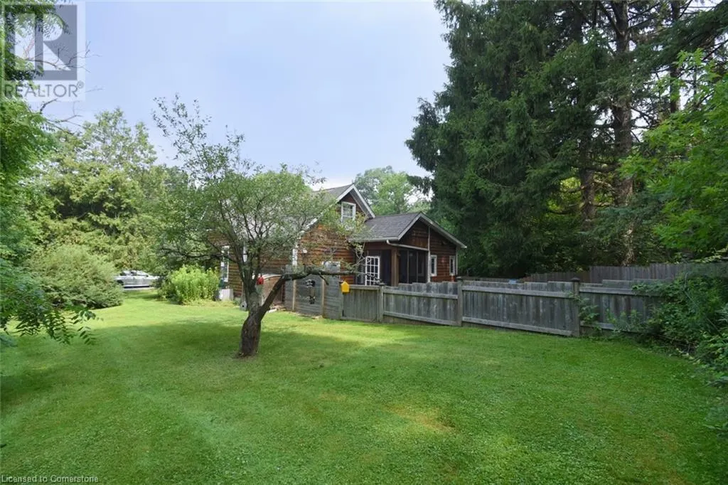 662 OLD DUNDAS Road