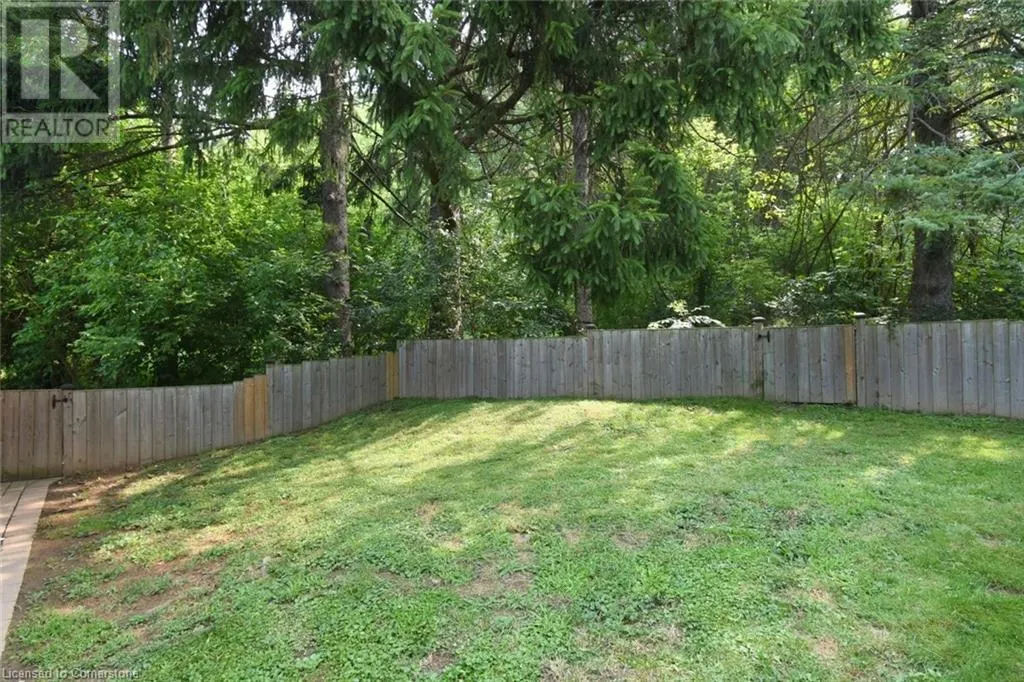 662 OLD DUNDAS Road