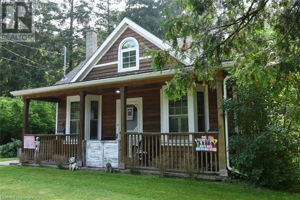 662 OLD DUNDAS Road