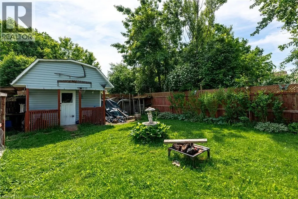 367 BOWEN Road