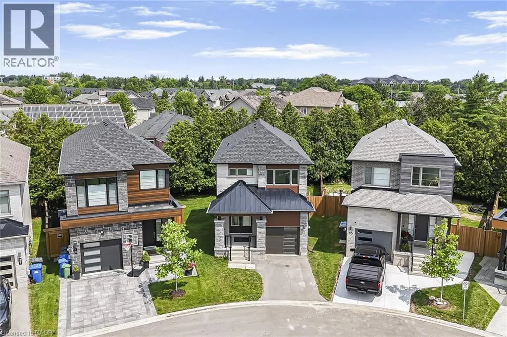 17 FERRIS Circle