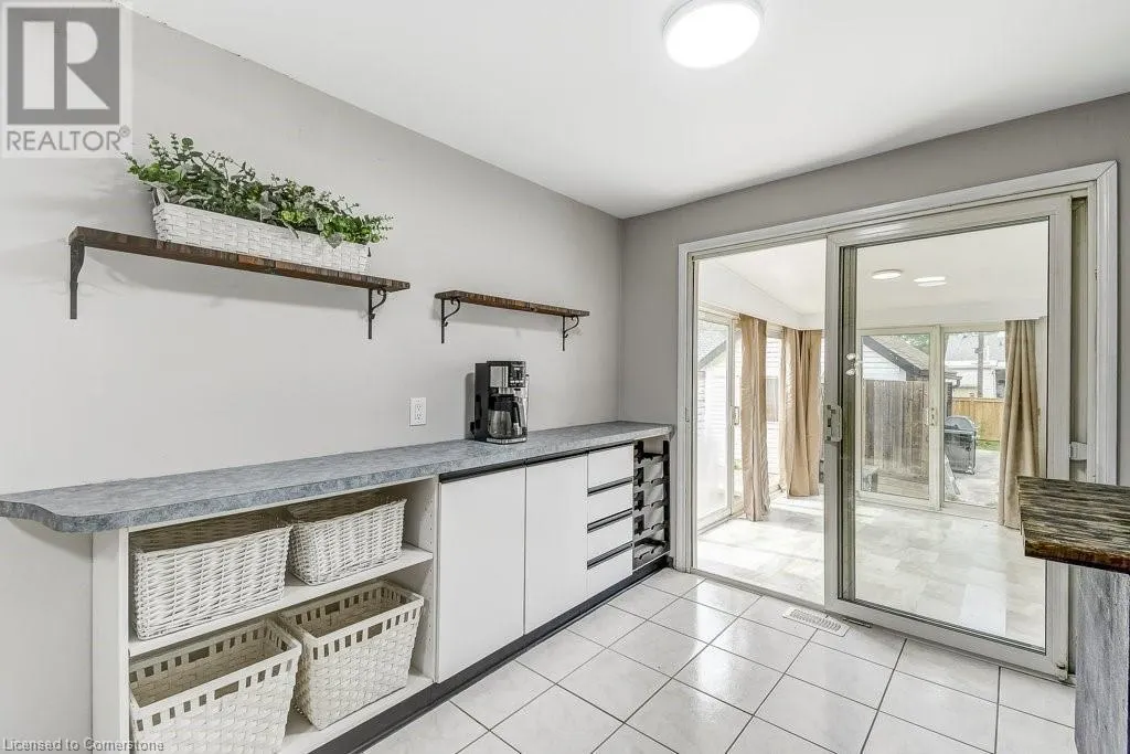 4 HILDA Street