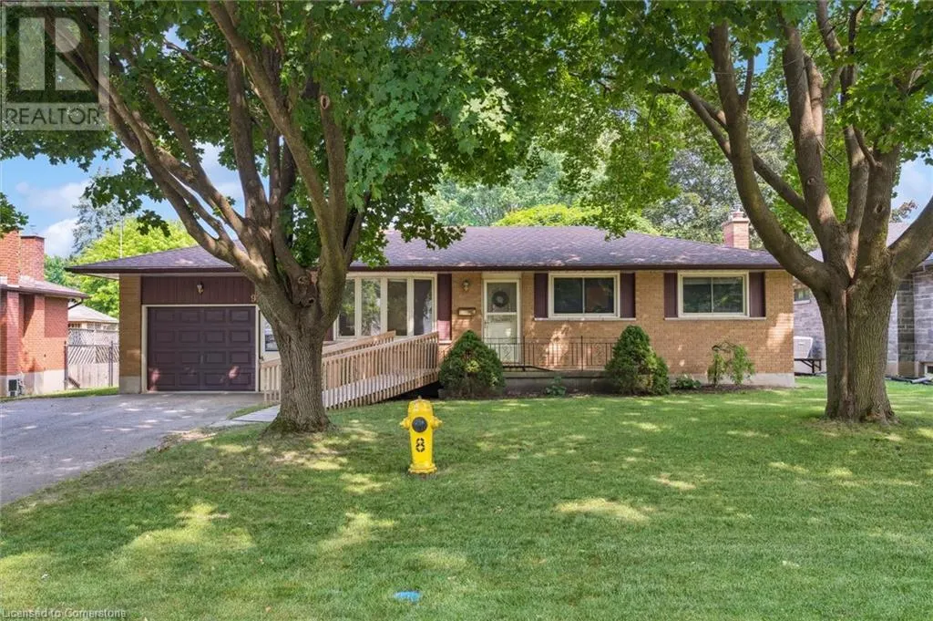 9 ROBIN Drive