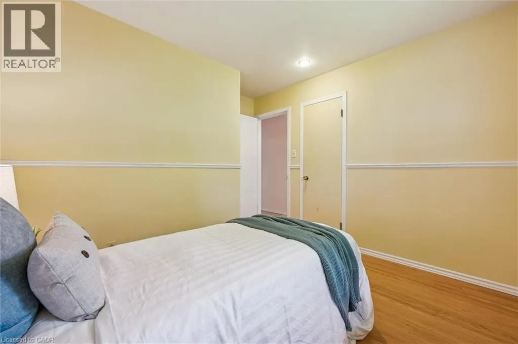 9 ROBIN Drive