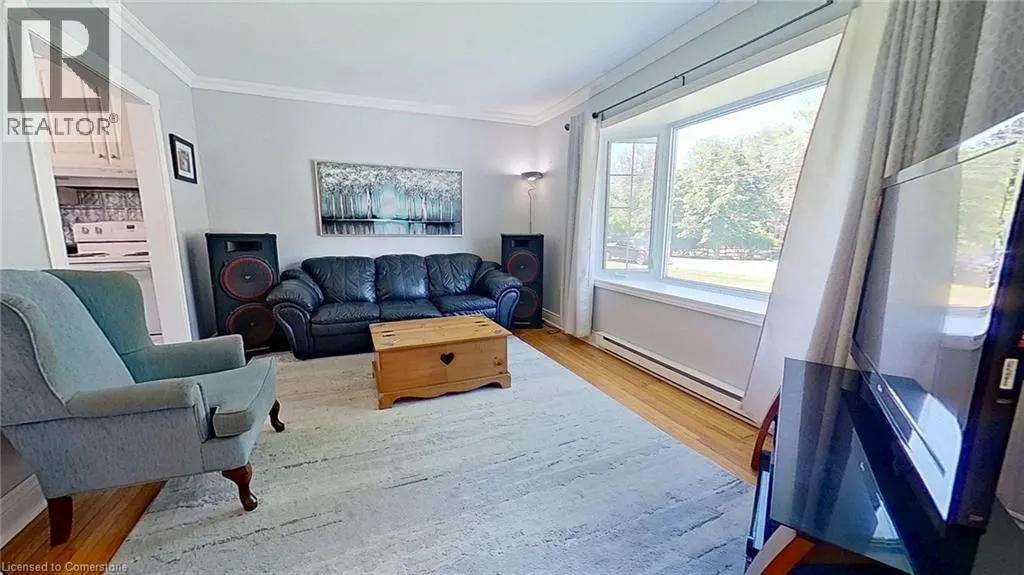 22 BROOK Road S