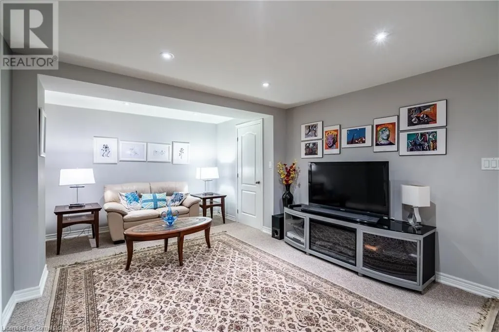 175 FIDDLERS GREEN Road Unit# 26, #26