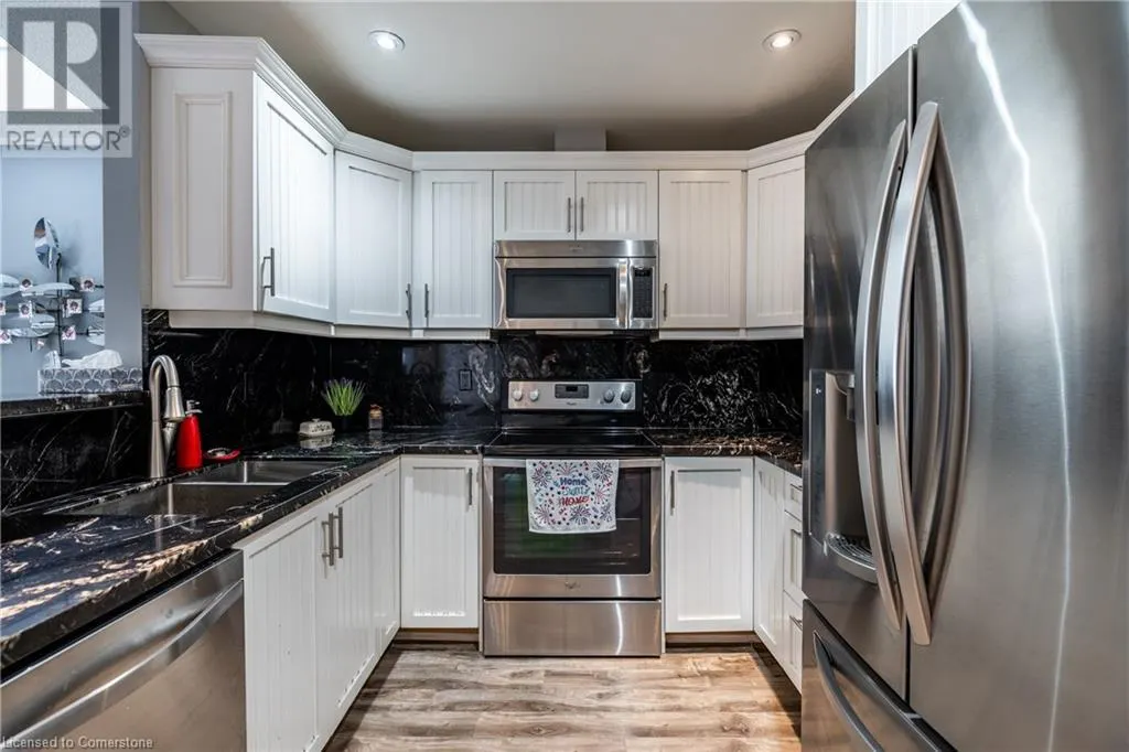 175 FIDDLERS GREEN Road Unit# 26, #26