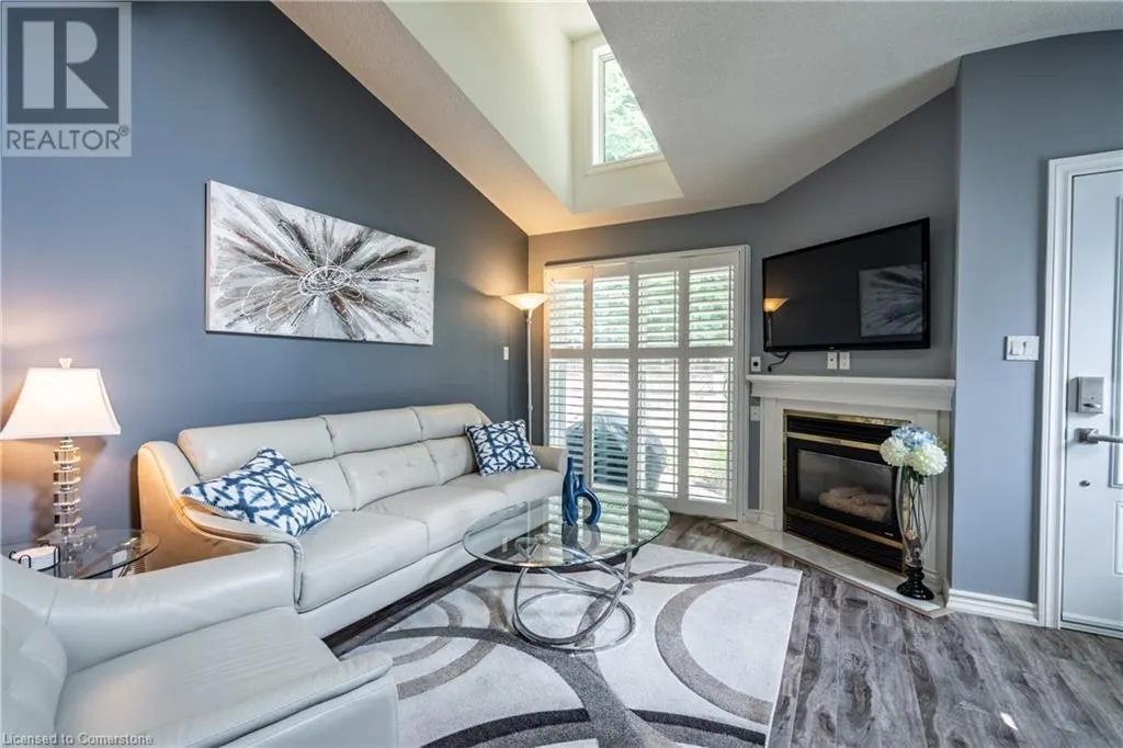 175 FIDDLERS GREEN Road Unit# 26, #26