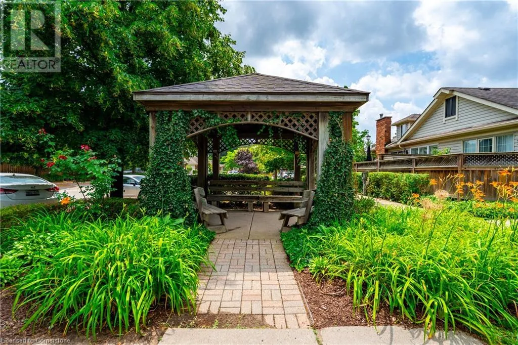 175 FIDDLERS GREEN Road Unit# 26, #26