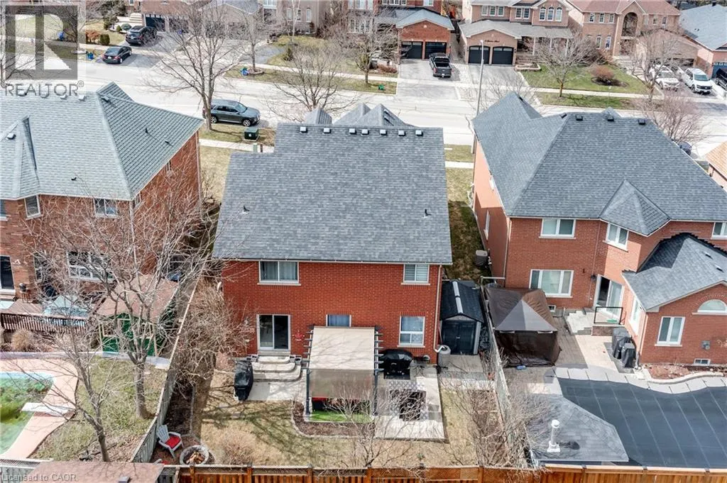 10 BERTON Boulevard