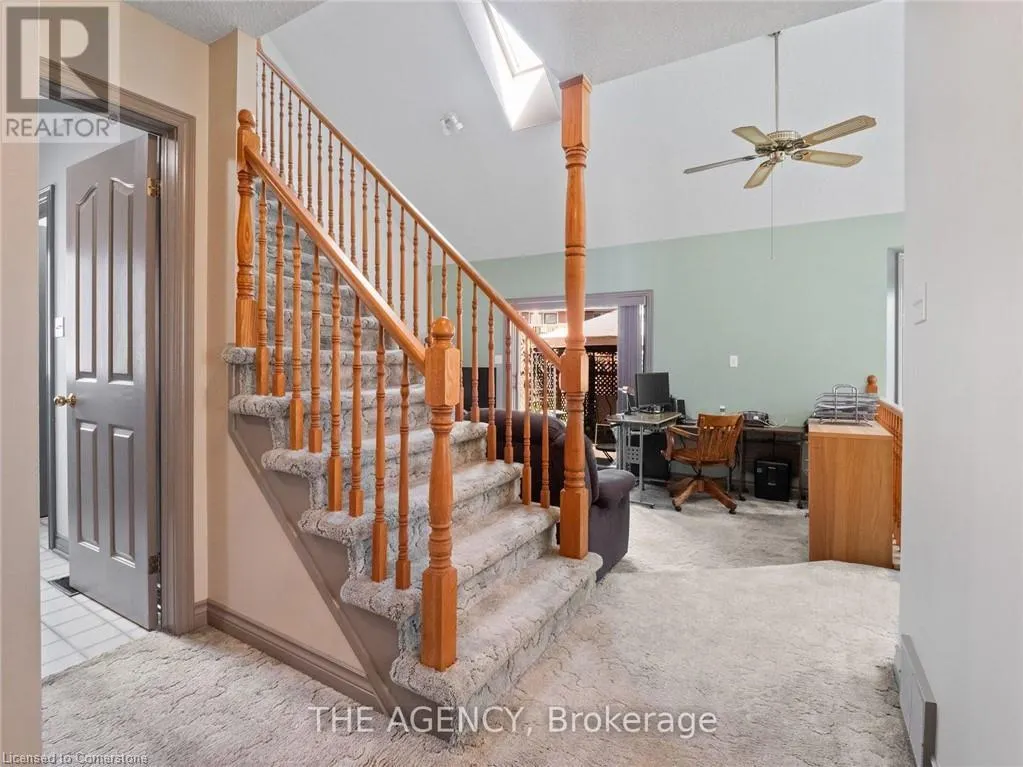 106 SPRUCESIDE Crescent